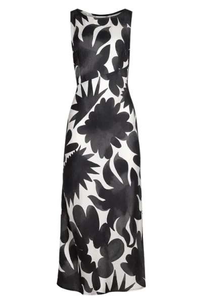 Untitled In Motion Untitled In Black