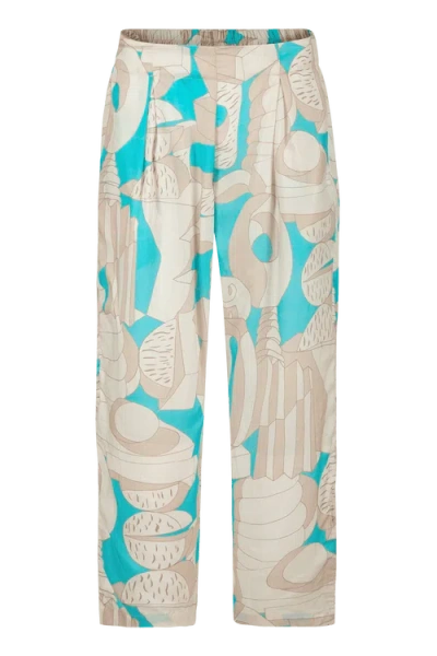 Untitled In Motion Untitled In Neutral