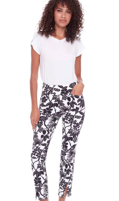 Up Jasmine Soft Stream Pull On Pant In Vanilla/black In Multi