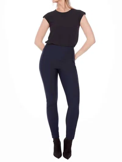 UP PANTS IN NAVY