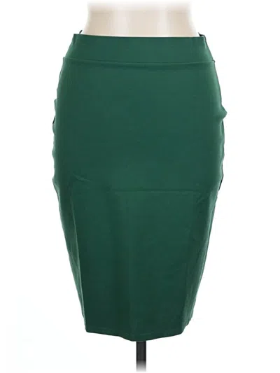 Pre-owned Urban Coco Casual Skirt In Green