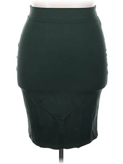 Pre-owned Urban Coco Casual Skirt In Green