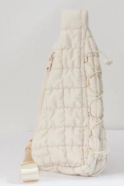 Urban Daizy Annalise Quilted Bag In Ivory In Multi