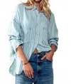 Urban Daizy Horizon Striped Button Up In Chambray In Blue