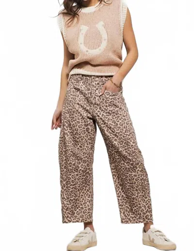 Urban Daizy Leopard Barrel Jeans In Brown In Animal Print