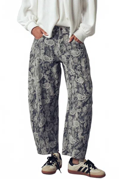 Urban Daizy Paisley Print Cropped Wide Leg Pants In Multi In Gray
