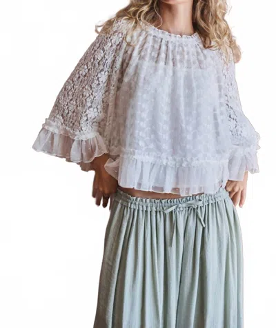 Urban Daizy Ruffle Flutter Sleeve Lace Top In White In Multi