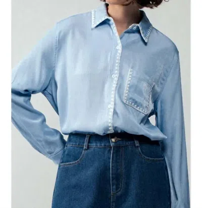 Urban Daizy Silky Scalloped Shirt In Denim In Blue