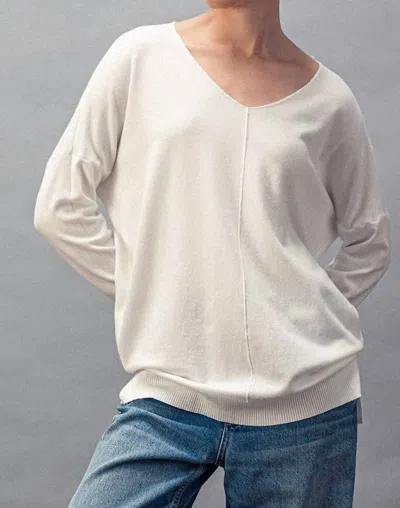 Urban Daizy Spring Serenade High-low Tunic Sweater In Off-white