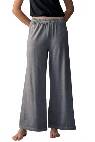 Urban Daizy Vintage Wash Cotton Flare Yoga Pants In Grey In Gray