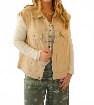 Urban Daizy Western Sunset Embroidered Denim Vest In Cream In White