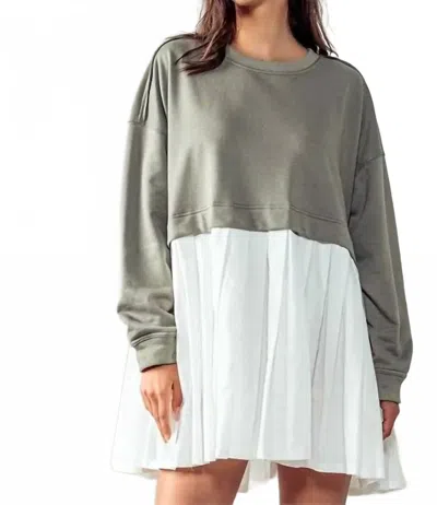 Urban Daizy Women's Float Sweater Dress In Olive In Green