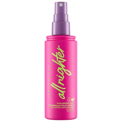 Urban Decay Vaporisateur Fixateur Lumineux Hydratant À L'acide Hyaluronique All Nighter 4 oz / 118 ml In White