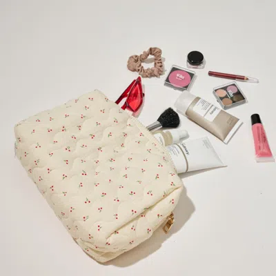 Urban Expressions Handbags Quilted Keeper Cosmetic & Travel Organizer Pouch In Neutral
