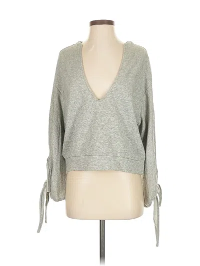 Pre-owned Urban Outfitters 3/4 Sleeve T-shirt In Gray