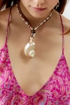 URBAN OUTFITTERS ARIEL SHELL CORDED NECKLACE IN NATURAL BEAD SHELL, WOMEN'S AT URBAN OUTFITTERS
