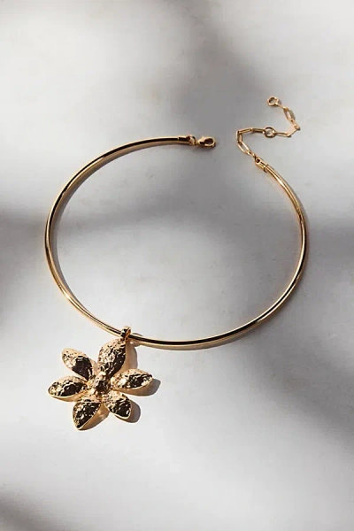Urban Outfitters Bloom Flower Metal Wire Collar Necklace In Gold, Women's At