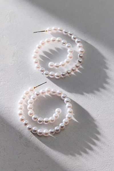Urban Outfitters Bordeaux Pearl Swirl Hoop Earring In Pearl, Women's At  In White