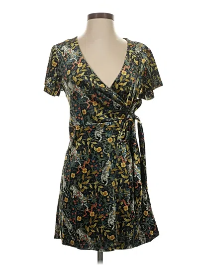 Pre-owned Urban Outfitters Casual Dress In Black