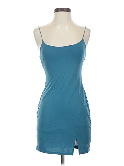 Pre-owned Urban Outfitters Casual Dress In Blue