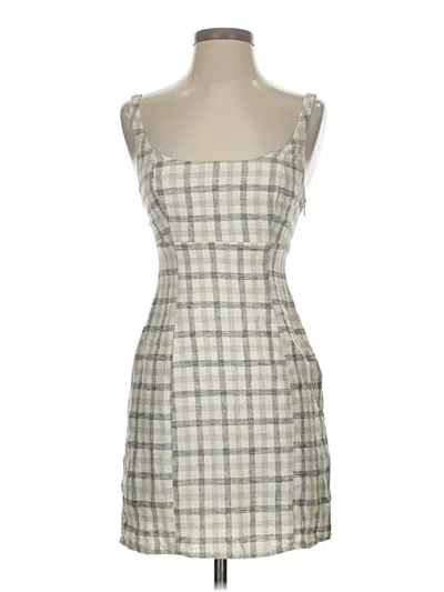 Pre-owned Urban Outfitters Casual Dress In Gray