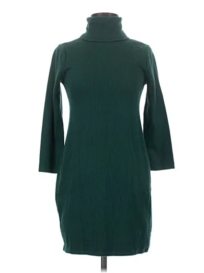 Pre-owned Urban Outfitters Casual Dress In Green