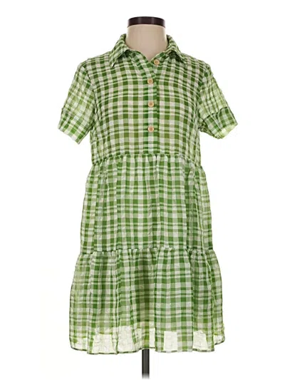 Pre-owned Urban Outfitters Casual Dress In Green