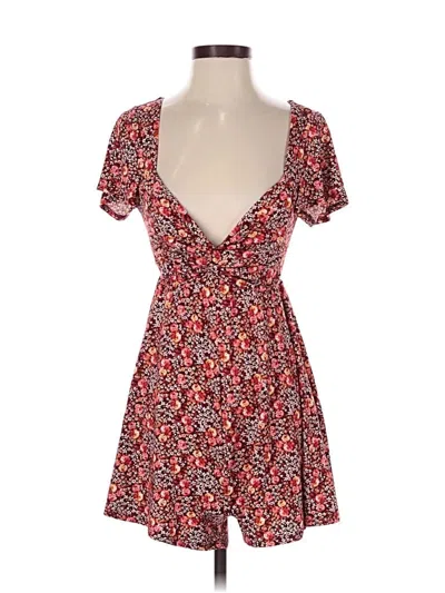 Pre-owned Urban Outfitters Casual Dress In Red