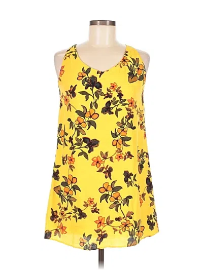 Pre-owned Urban Outfitters Casual Dress In Yellow