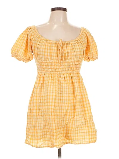 Pre-owned Urban Outfitters Casual Dress In Yellow