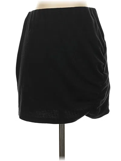 Pre-owned Urban Outfitters Casual Skirt In Black