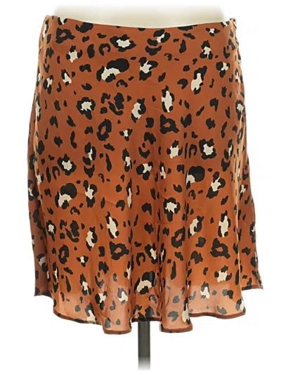 Pre-owned Urban Outfitters Casual Skirt In Brown