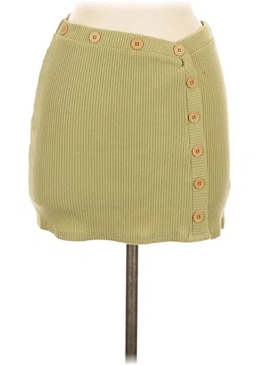 Pre-owned Urban Outfitters Casual Skirt In Green