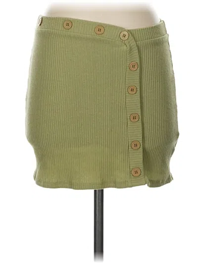 Pre-owned Urban Outfitters Casual Skirt In Green