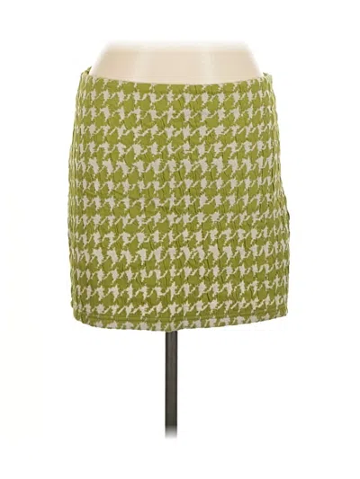 Pre-owned Urban Outfitters Casual Skirt In Green