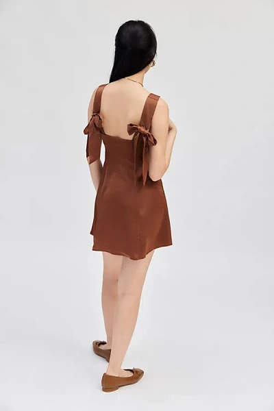 Urban Outfitters In Chocolate