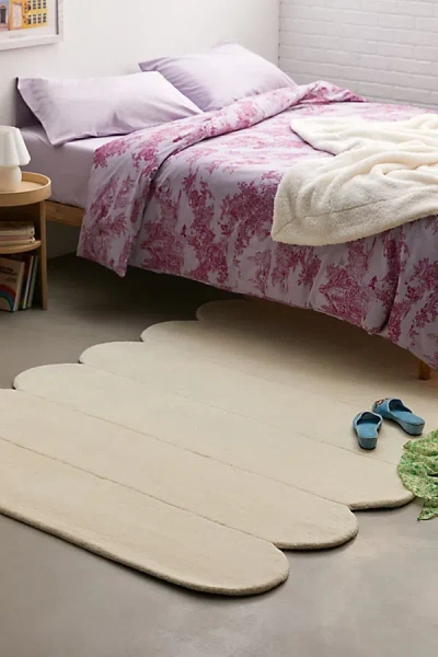 Urban Outfitters Clover Hand Tufted Wool Rug In Ivory At  In Pink