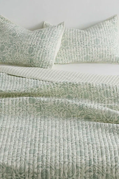 Urban Outfitters Eden Paisley Patterned Reversible 3-piece Quilt Set In Green At