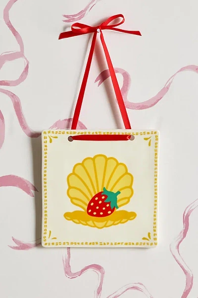 Urban Outfitters Hamptons Icon Ceramic Tile Wall Hanging In Strawberry Shell At