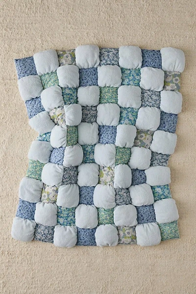 Urban Outfitters Printed Marshmallow Cloud Fleece Throw Blanket In Blue Floral At