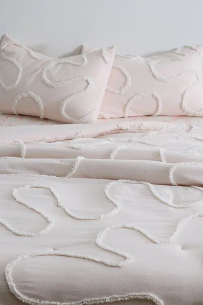Urban Outfitters Quinn Wiggle Tufted Comforter In Pink At