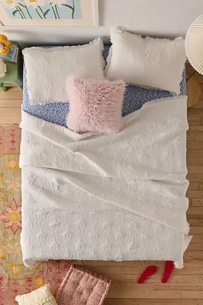 Urban Outfitters She Talks To Angels Cotton Quilt Set In White At