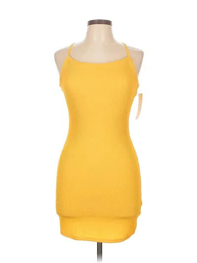 Pre-owned Urban Outfitters Sleeveless Top Yellow Halter Neckline Tops