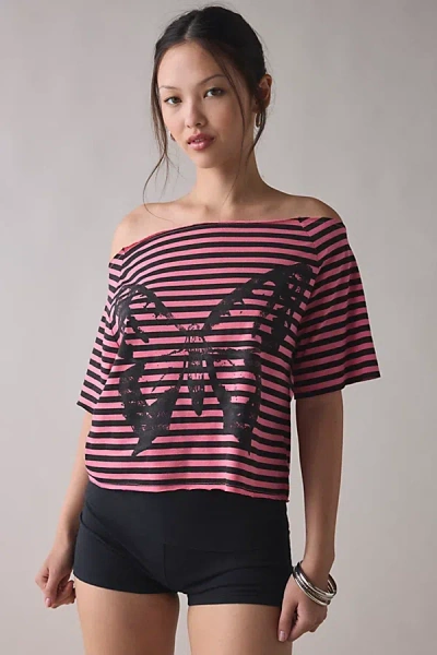 Urban Outfitters Tiger Graphic Off-the-shoulder Cropped Tee In Blush, Women's At
