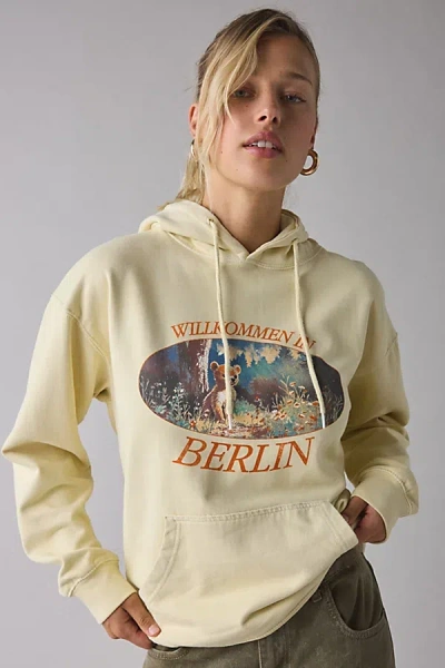 Urban Outfitters Willkommen In Berlin Bear Graphic Hoodie Sweatshirt In Cream, Women's At  In Yellow