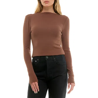 Urban Social Ribbed Boat Neck T-shirt In Brown