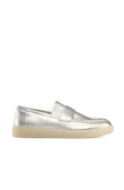 Urbn Sport By Jslides Hera Loafer In Silver