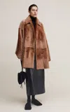 Utzon Coy Shearling Coat In Brown