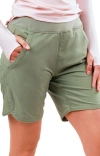 Uv Skinz Hybrid Active Shorts In Green