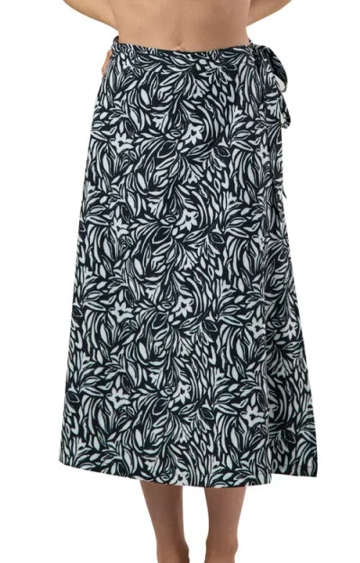 Uv Skinz Upf Sun Wrap Skirt In Black